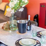 Charming 2-bedroom House In Dalhem, Belgium 別荘 Dalhem